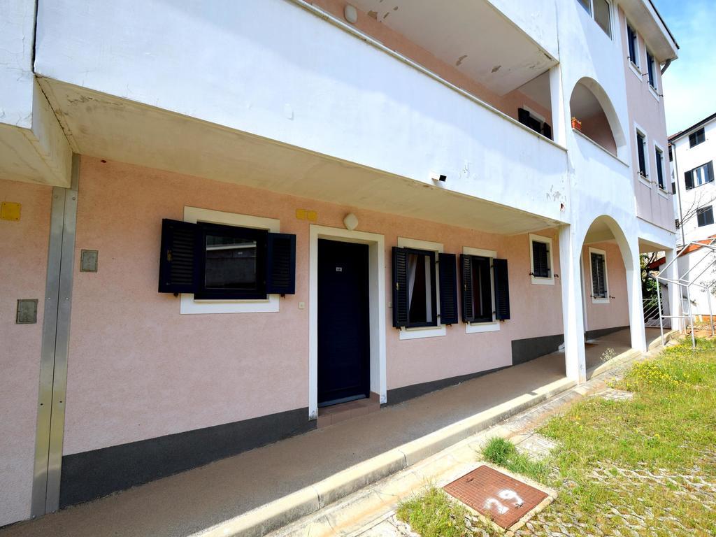 מאלינסקה Apartment Oresic מראה חיצוני תמונה